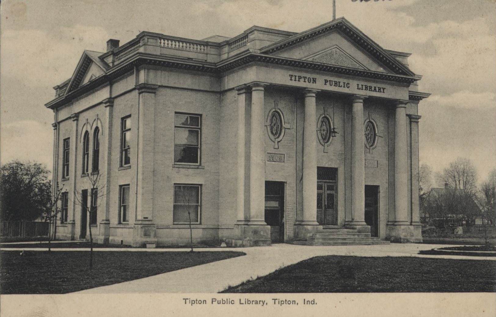 Tipton Public Library