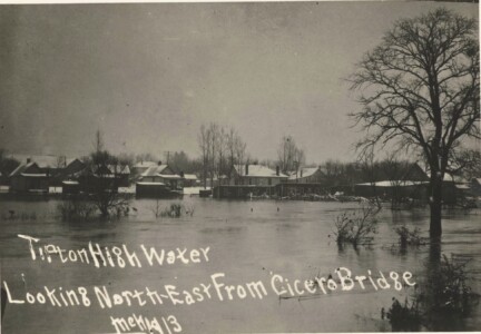 Tipton flood looking Northeast from Cicero bridge, 1913 - Tipton